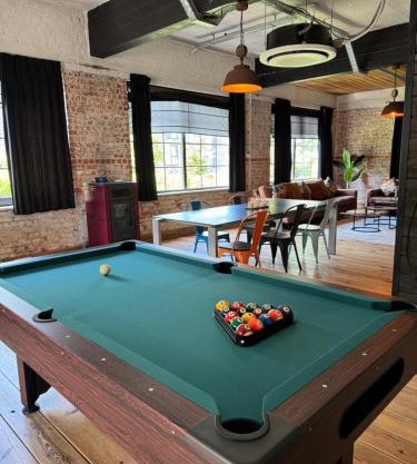 Loft Cosy avec billard et à 10 minutes de l'aéroport de Zaventem
