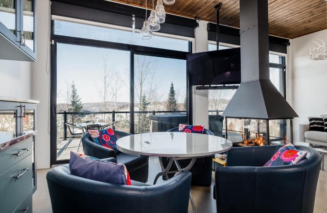 Loft Exécutif CherLieu de luxe avec vue sur golf et montagnes