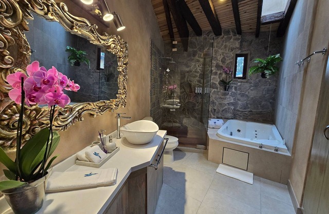 Loft Michelangelo: The Splendor of Val'Quirico!
