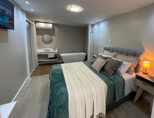 Loft novíssimo com banheira imersão aquecida a 5min da Vila Germânica