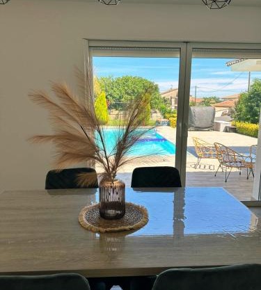 Logement indépendant avec piscine privée