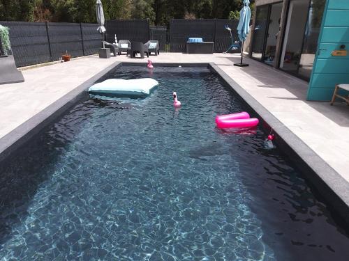 LOGEMENTS ACCÈS PISCINE - T2 Résidence Serena