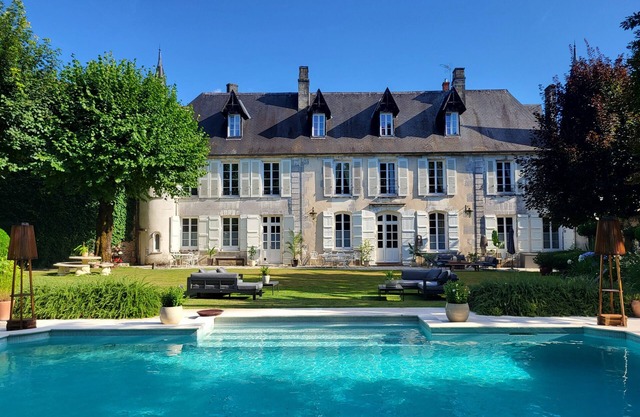 Logis des Tourelles, the Salignac room (3 people)