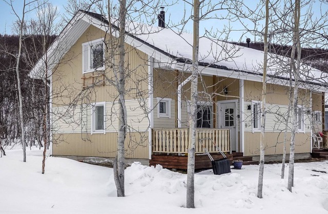 Lomahuoneisto B by Interhome