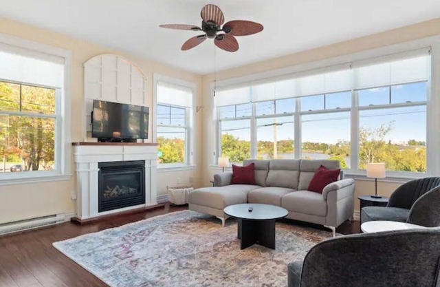 Long Stay Available-Lovely 2 Bed w/Office