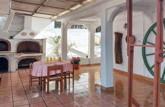 Look forward to a warmly and comfortably furnished vacation home in the southwest of Sardinia.