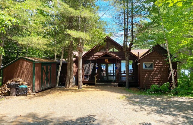 Loon Camps at Waters Edge - Two cute cottages are connected by a screened porch