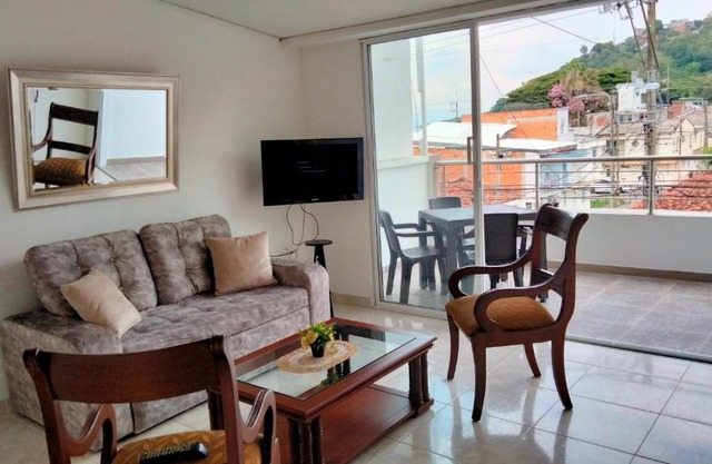 Los Juanes apto con terraza