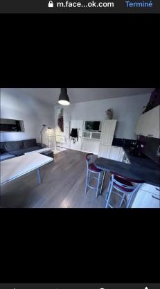 Loue chambre indépendante