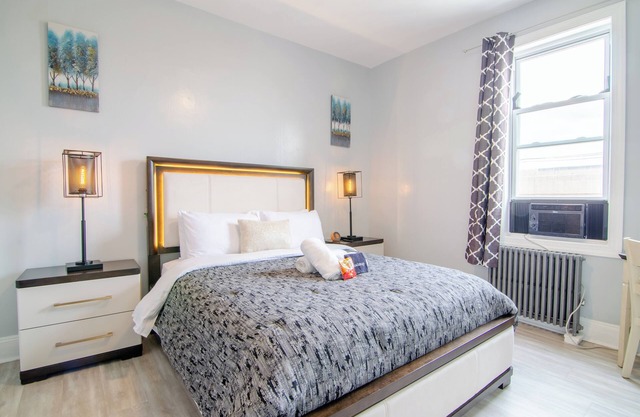 Love my place- 10 Mins Away To NYC - Pristine Apartment