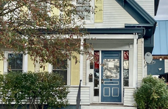 Lovely 1 BR apartment in Lebanon, 5 miles to DHMC and Dartmouth College