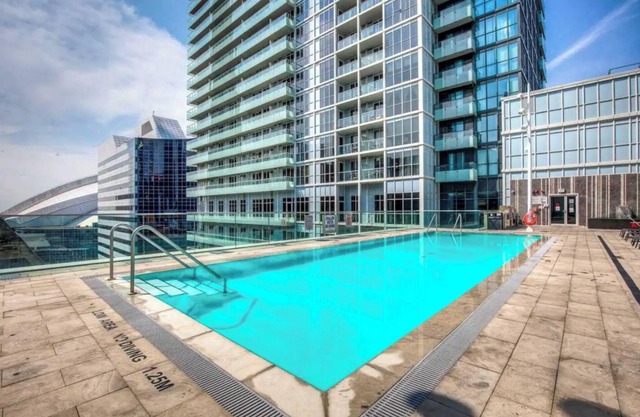Lovely 1 BR Suite + Gym + Pool, MTCC, CN Tower