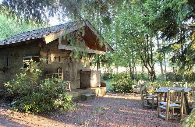Lovely 19th century cabin by the forest of Rambouillet, 1 hour from Paris
