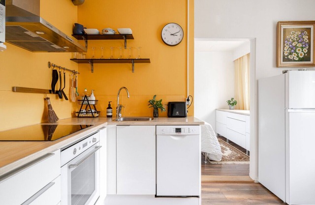 Lovely 1BR Apartment in Calm Neighbourhood