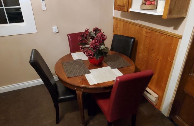 Lovely 2 bdrm Sydney apartment