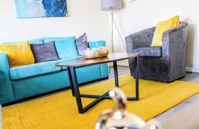 Lovely 2-Bed Apartment in Sutton Coldfield