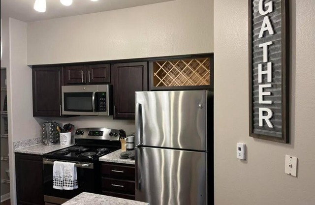 Lovely 2 Bedroom apartment home