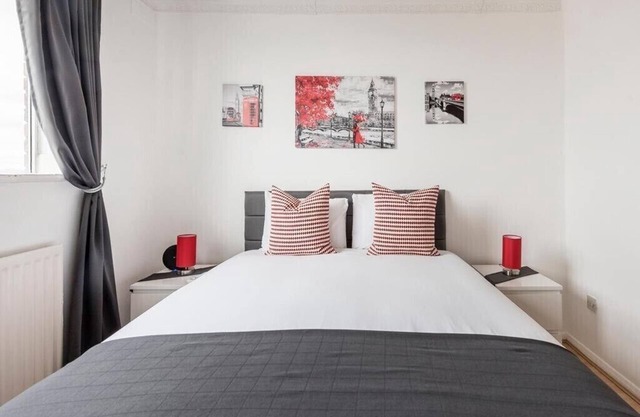 Lovely 3 bed apartment by Hyde Park