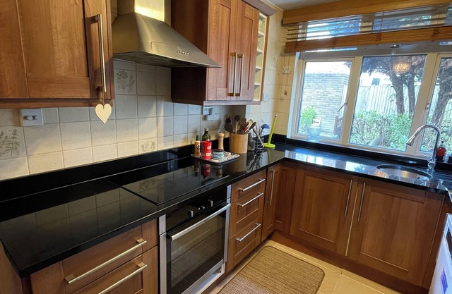 Lovely 3BD Family Home with Garden - Richmond