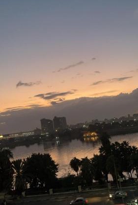 Lovely 4BR with direct nile view