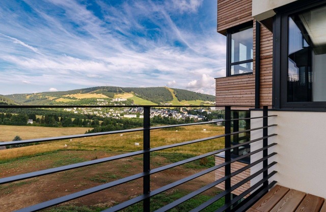 Lovely apartment for 5 people with WIFI, TV, balcony and parking
