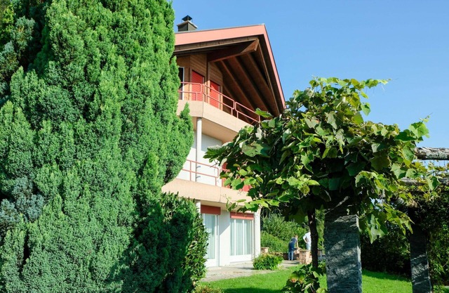 Lovely apartment for 12 people with WIFI, TV, balcony and pets allowed