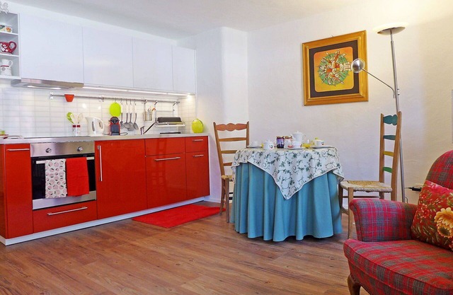 Lovely apartment for 2 people with WIFI, TV, patio and panoramic view