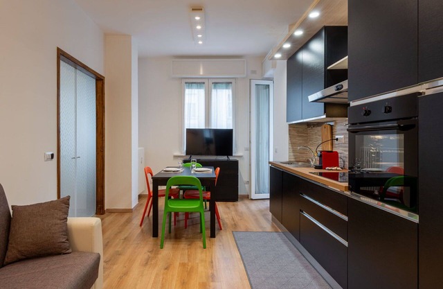 Lovely apartment for 3 people with A/C, WIFI, TV and balcony