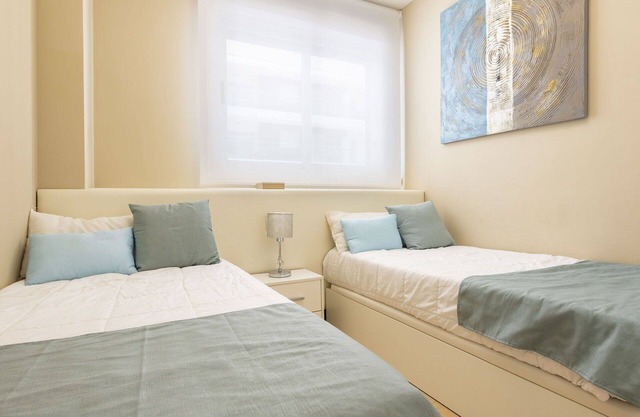 Lovely apartment for 4 people with pool, A/C, WIFI, TV, terrace and pets allowed