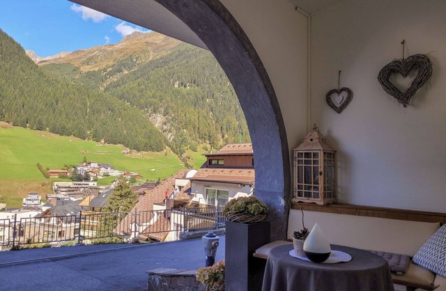 Lovely apartment for 6 people with WIFI, TV, balcony and pets allowed