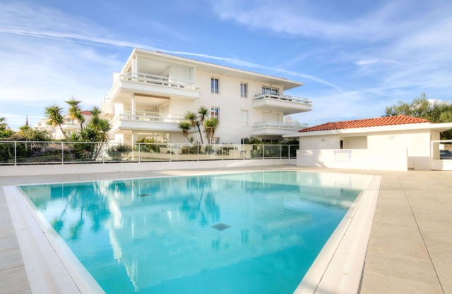 Lovely apartment for 2 guests with pool, A/C, WIFI, TV and terrace
