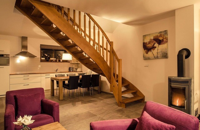 Lovely apartment in villa for 5 people with WIFI, TV, terrace, pets allowed and parking