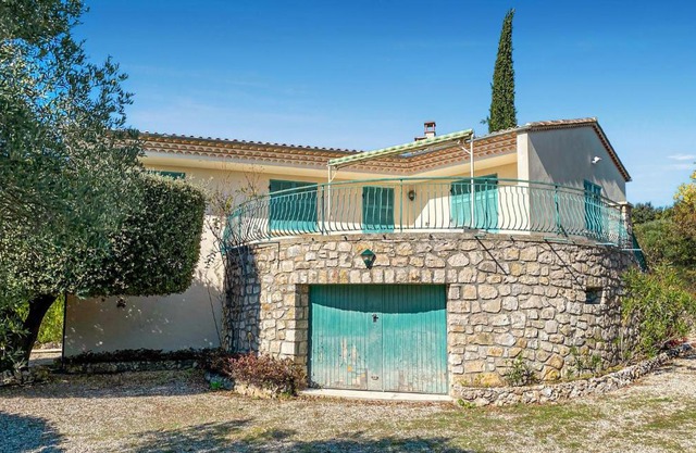 Lovely Apartment In Ginasservis
