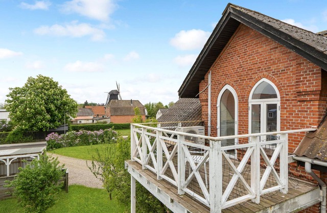 Lovely apartment in Højer with WiFi