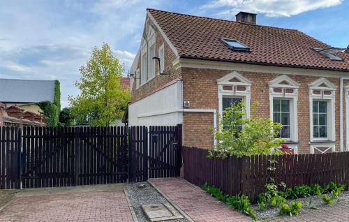 Lovely Apartment In Nowe Warpno
