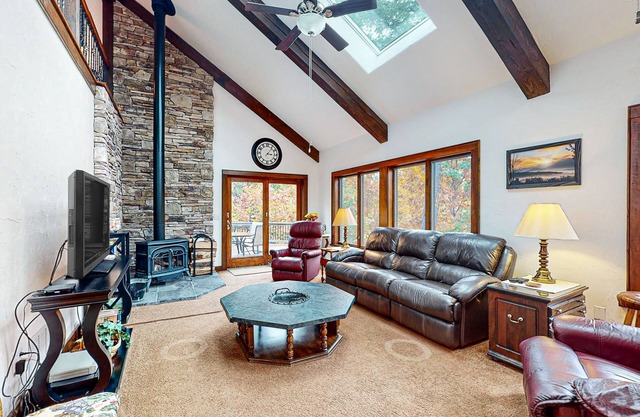 Lovely dog-friendly home with firepit, gas fireplace, EV outlet, & washer/dryer
