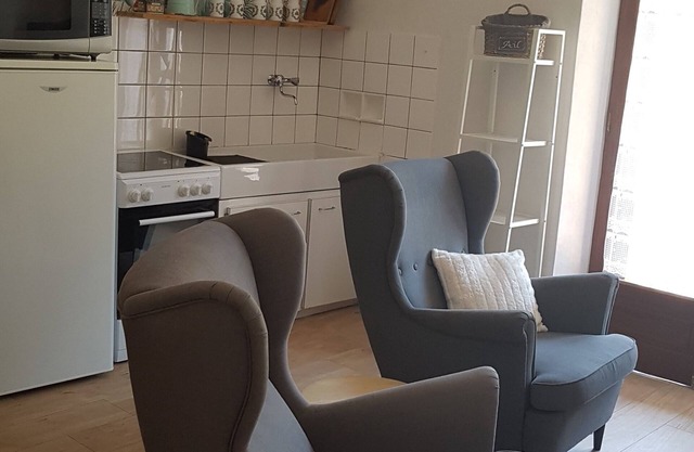Lovely furnished apartment 5 minutes from the Cransac thermal baths!