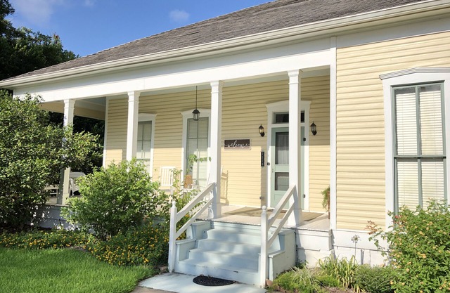Lovely Historic Home Downtown Columbus