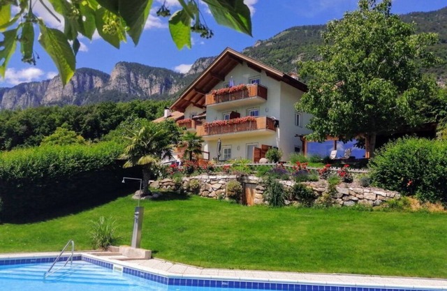 Lovely holiday home with pool