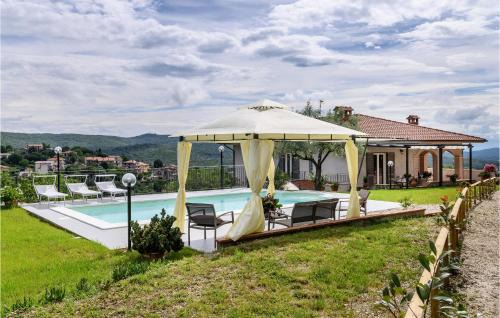 Lovely Home In Amelia With Kitchen