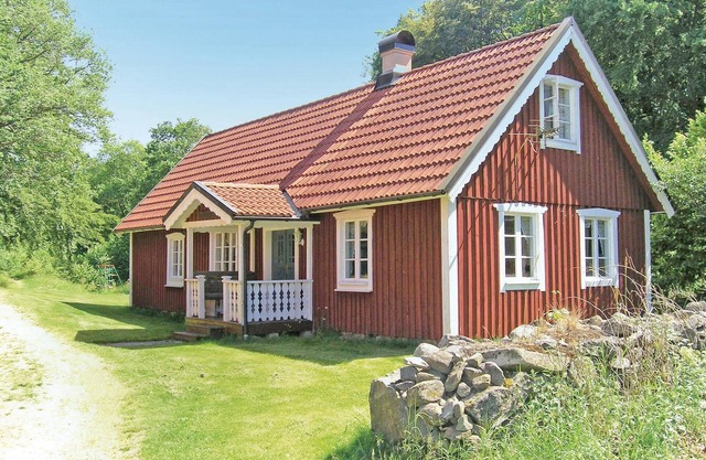 Lovely home in Annerstad with sauna