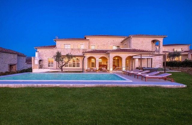 Lovely home in Bajkini