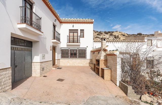 Lovely home in Galera with kitchenette