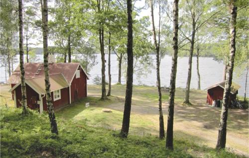 Lovely Home In Hyltebruk With Wifi