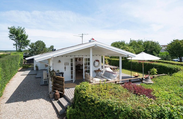 Lovely home in Kerteminde with WiFi