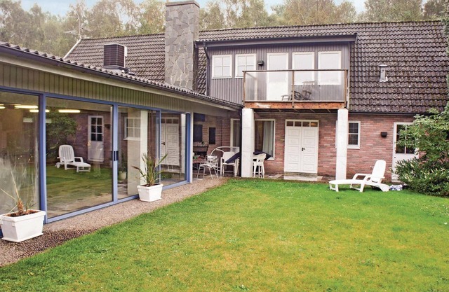 Lovely home in Nybrostrand with sauna