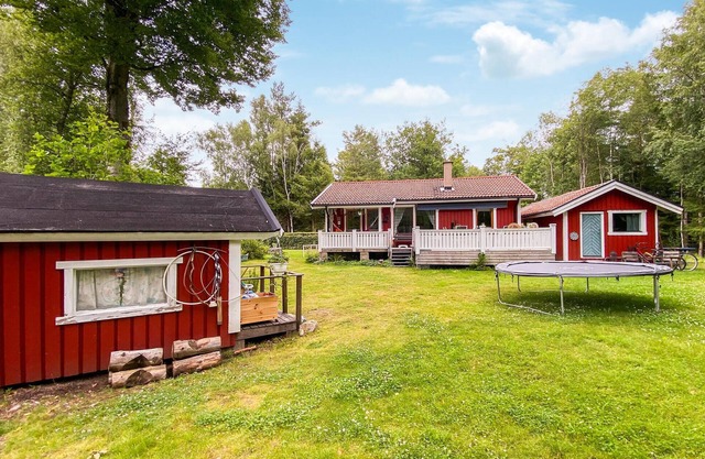 Lovely home in örkelljunga with kitchen