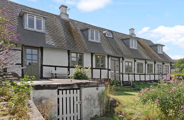 Lovely home in Samsø with WiFi