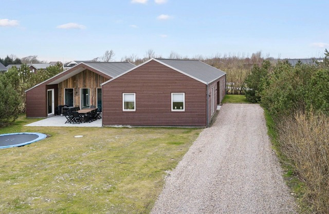 Lovely home in Skjern with sauna