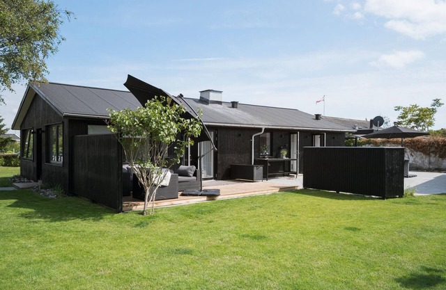 Lovely home in Slagelse with WiFi